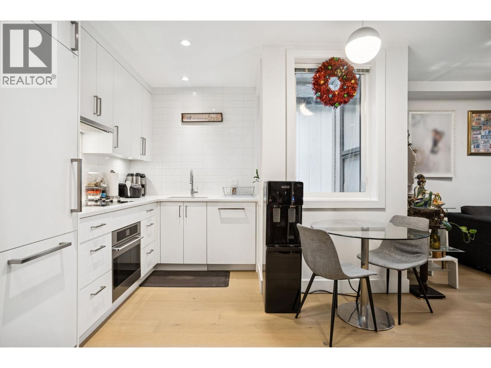 721 E 26TH AVENUE, Vancouver