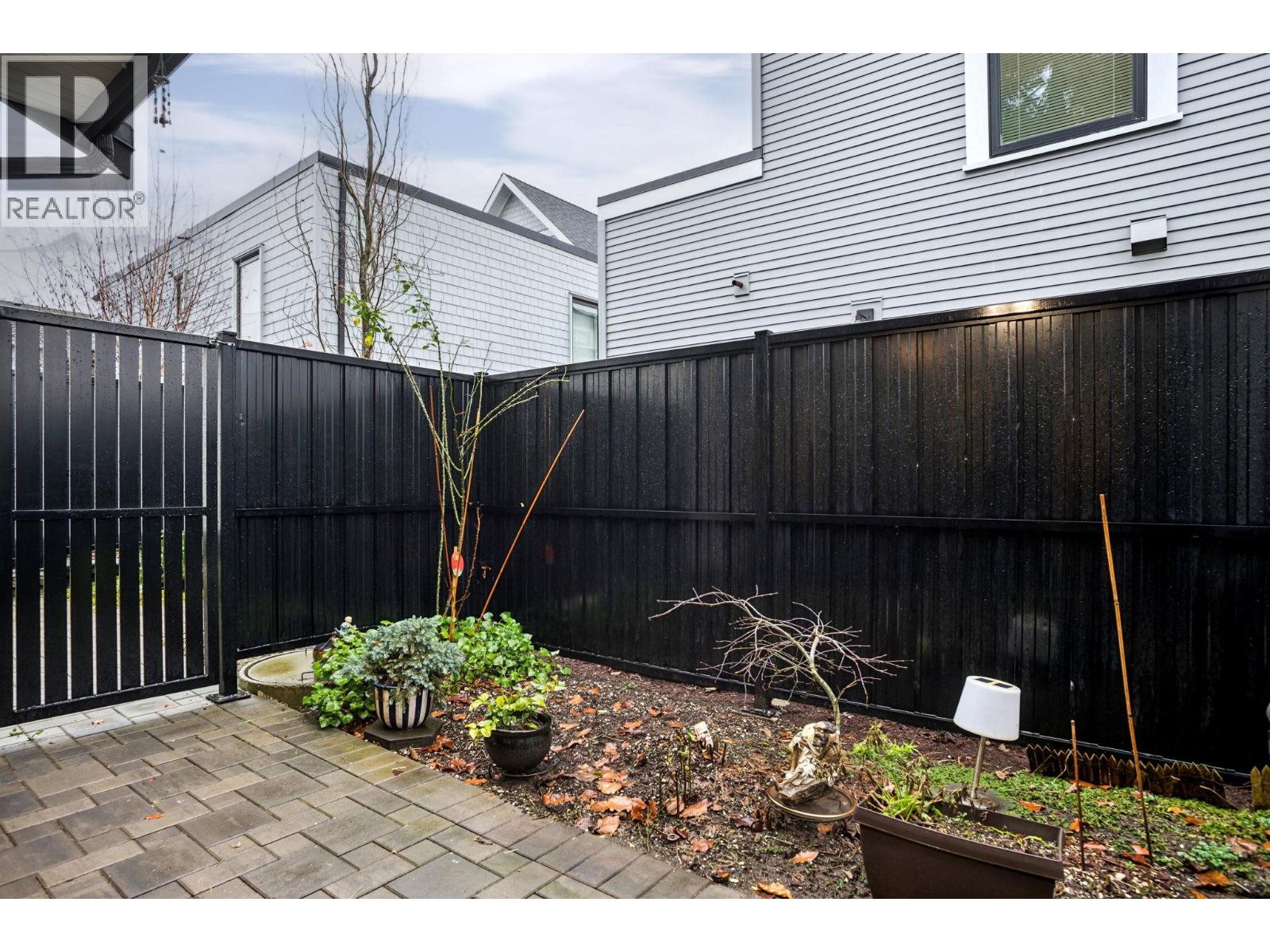 721 E 26TH AVENUE, Vancouver