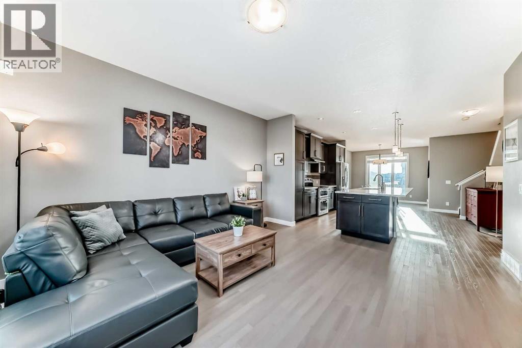 261 River Heights Drive, Cochrane