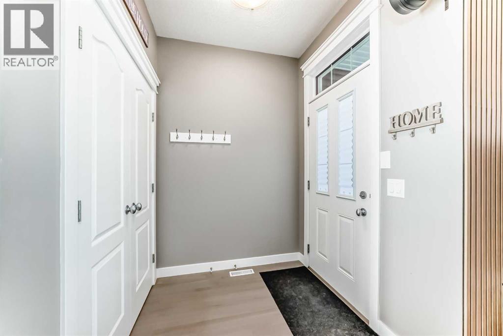 261 River Heights Drive, Cochrane