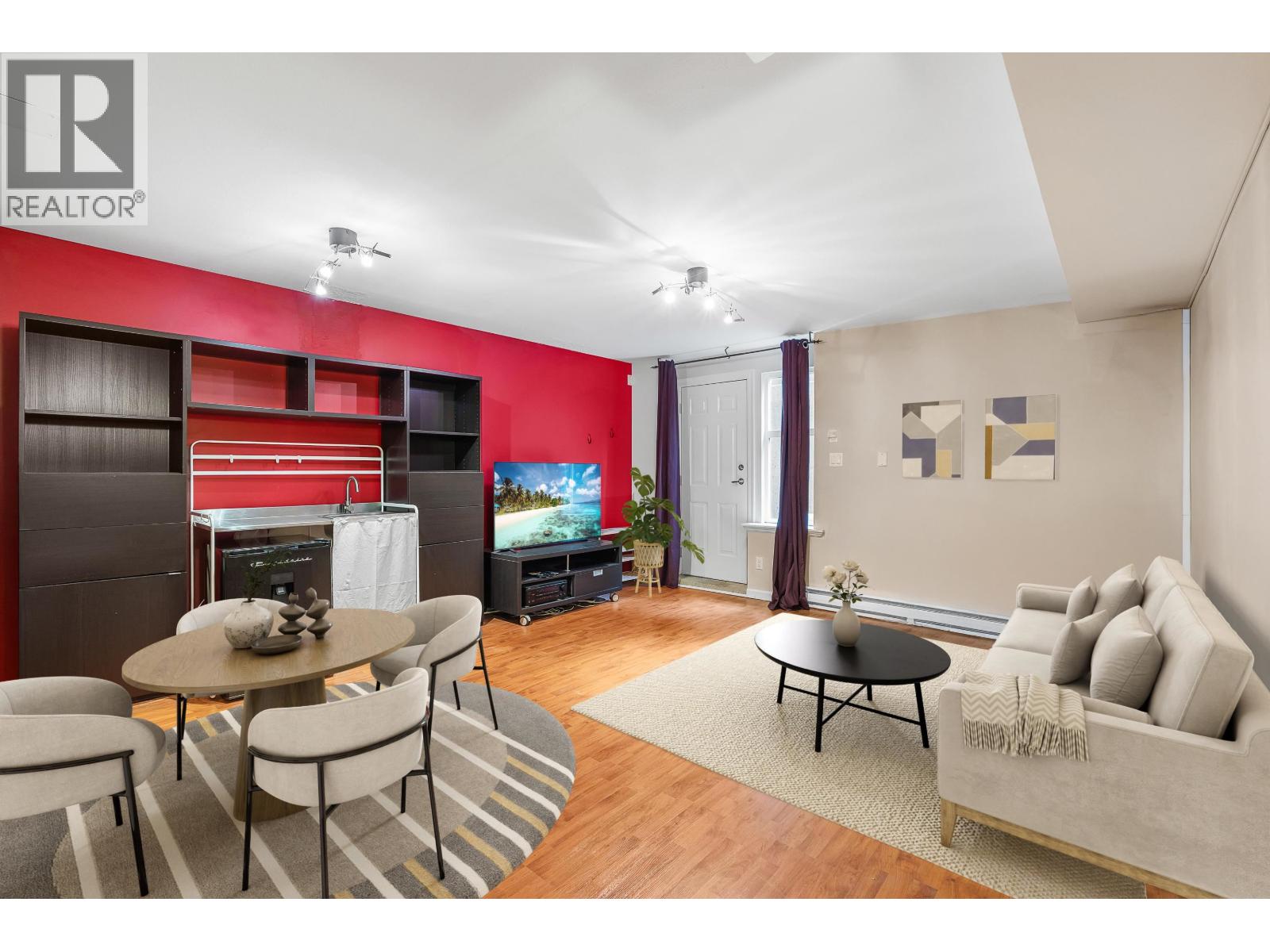 2958 MAHON AVENUE, North Vancouver