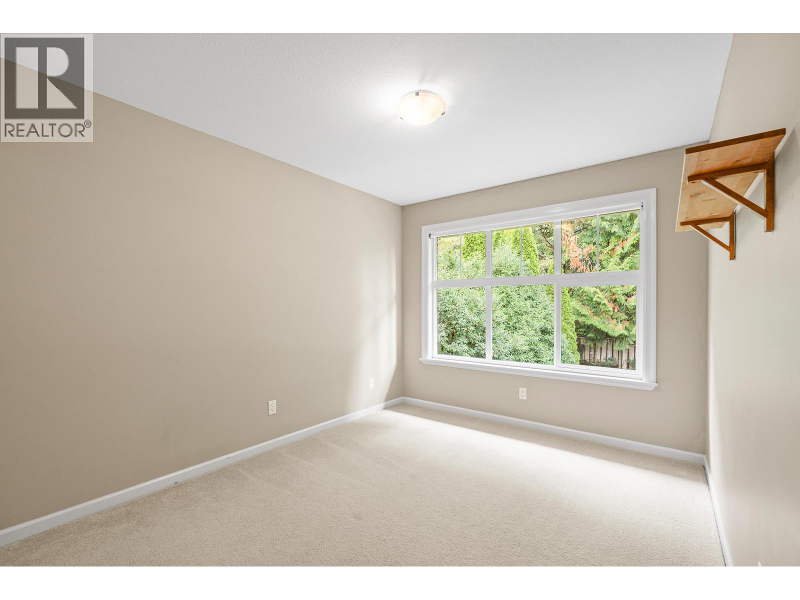 2958 MAHON AVENUE, North Vancouver