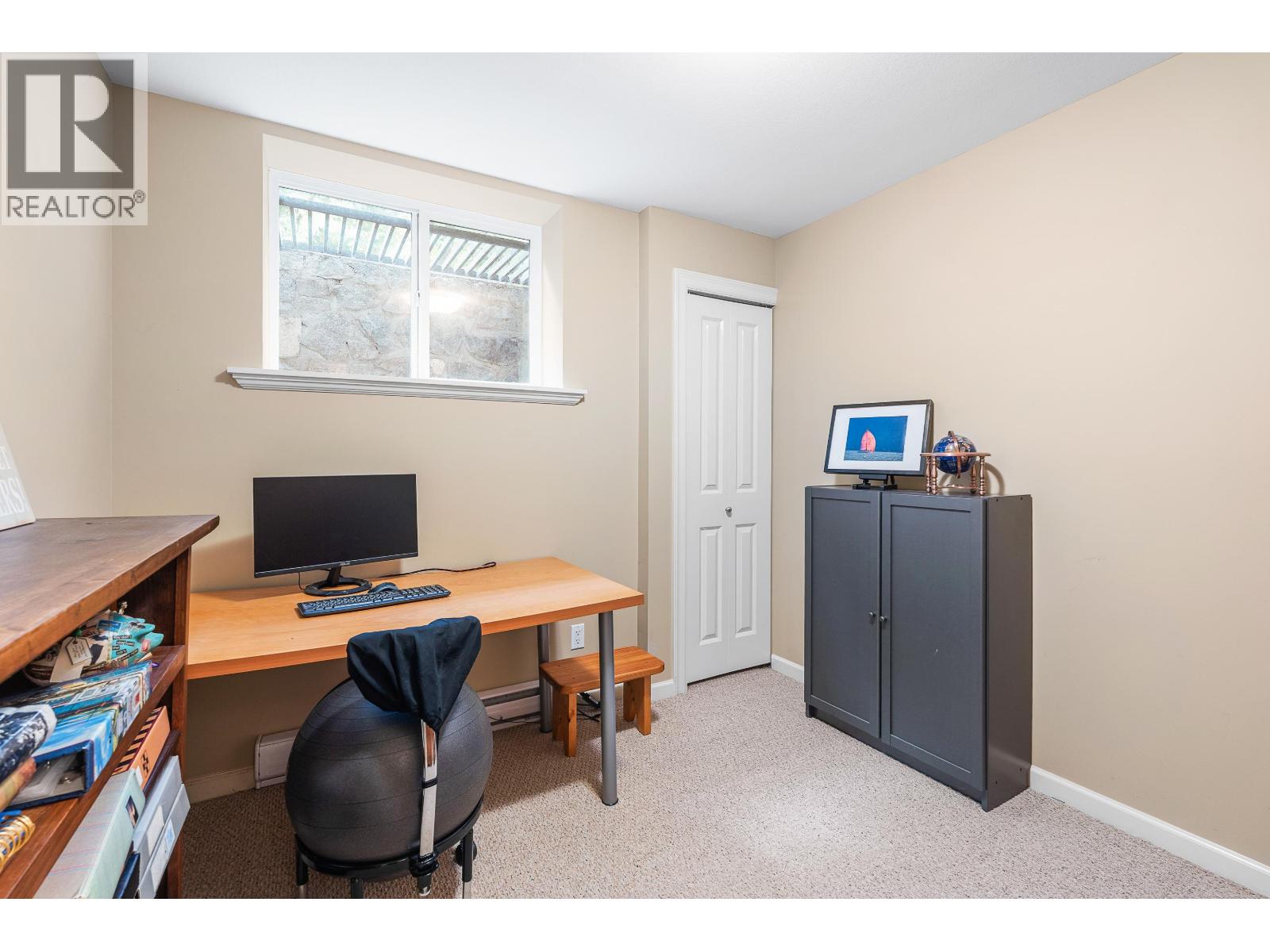 2958 MAHON AVENUE, North Vancouver