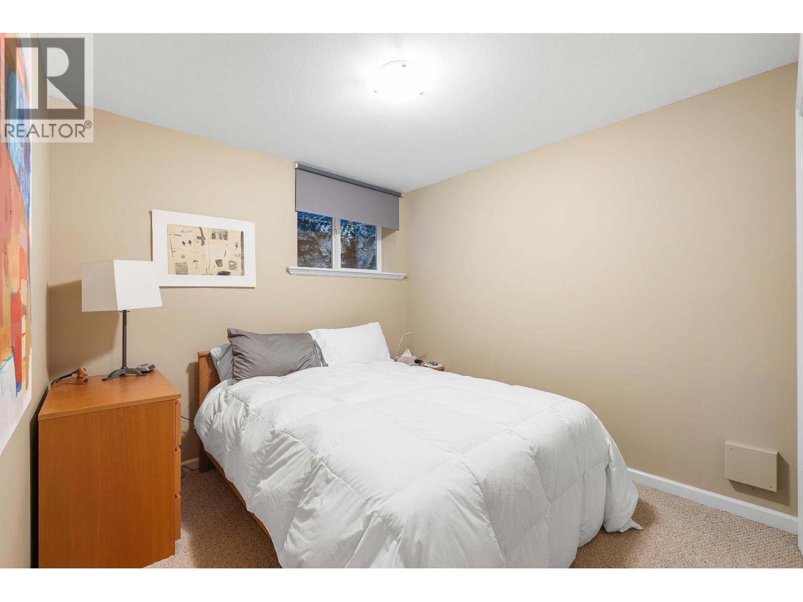 2958 MAHON AVENUE, North Vancouver
