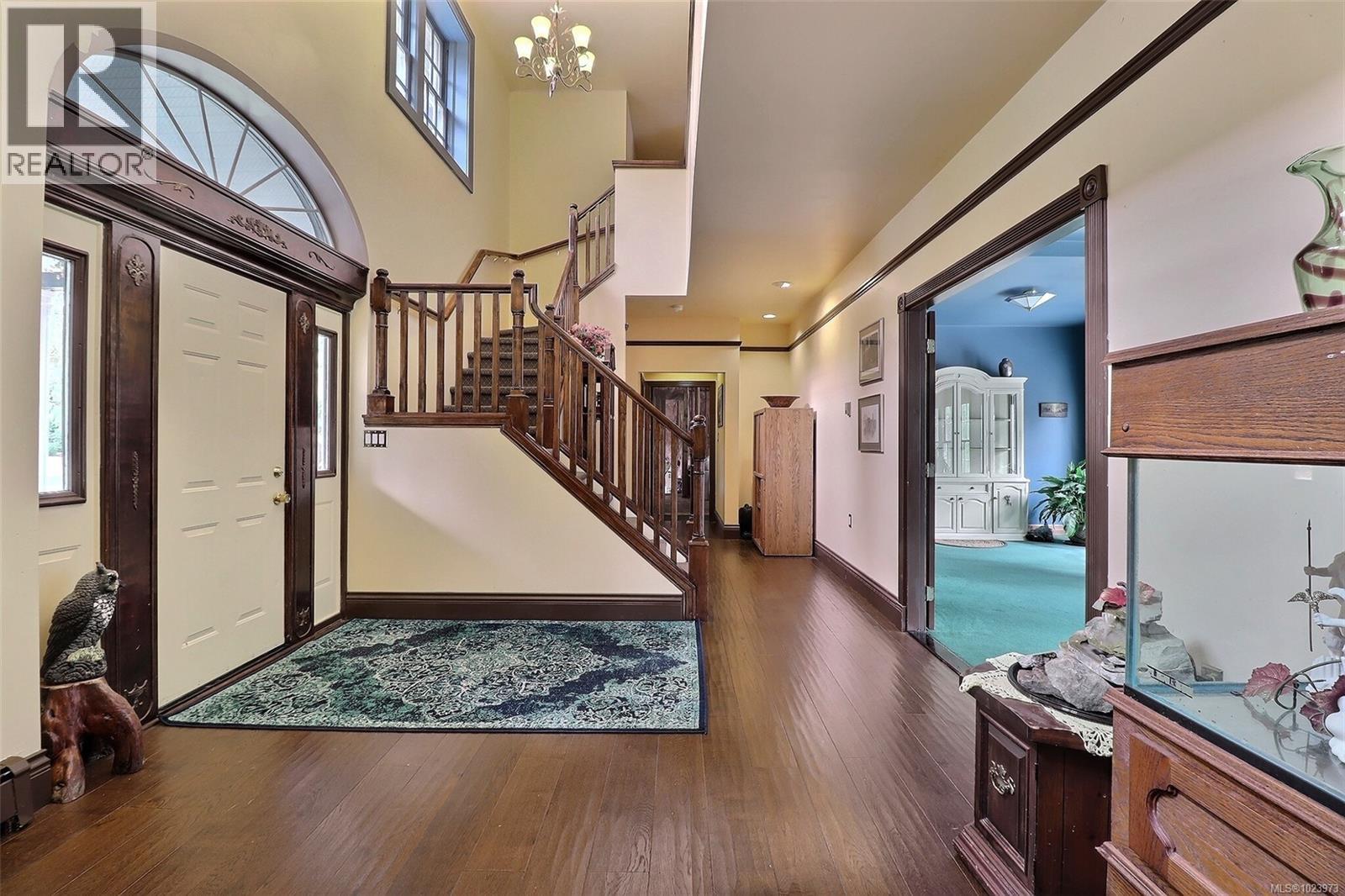 4755 Fairbridge Dr, Duncan