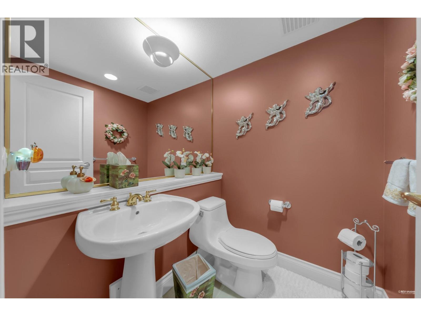 23 3405 PLATEAU BOULEVARD, Coquitlam