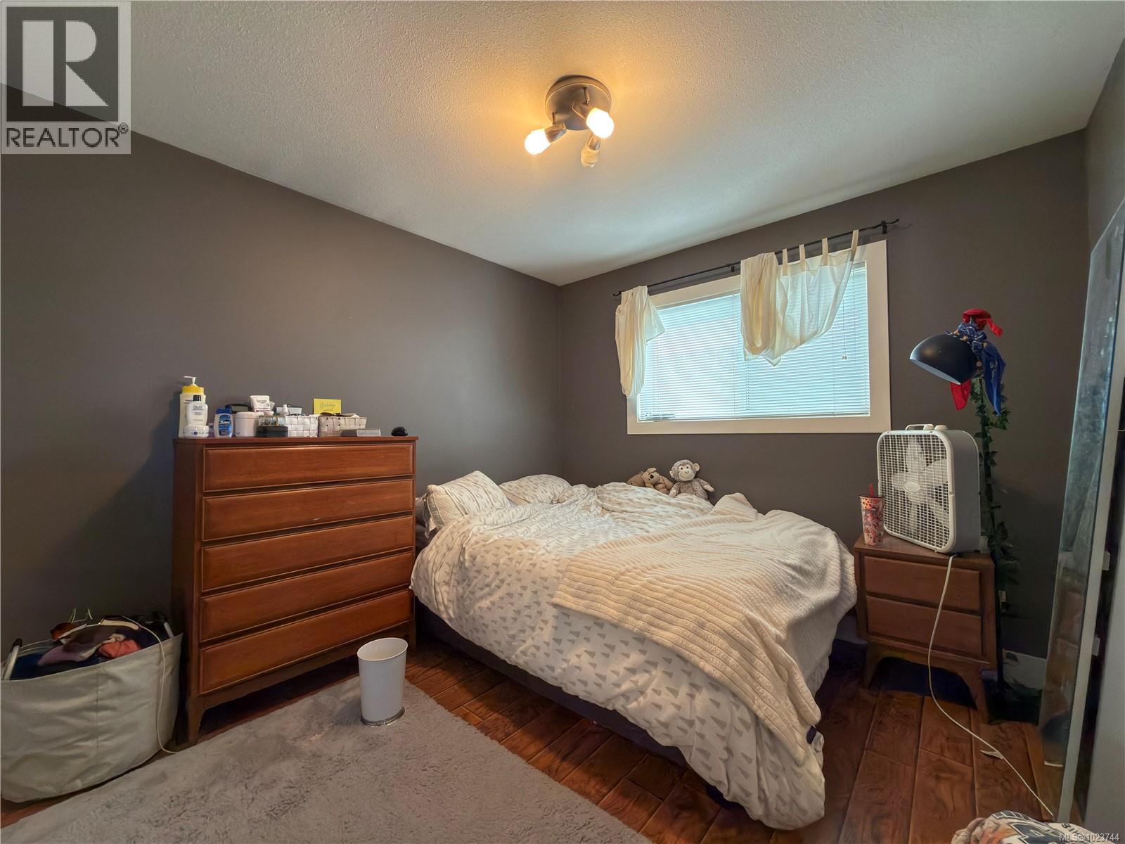 16 522 Dogwood St S, Campbell River