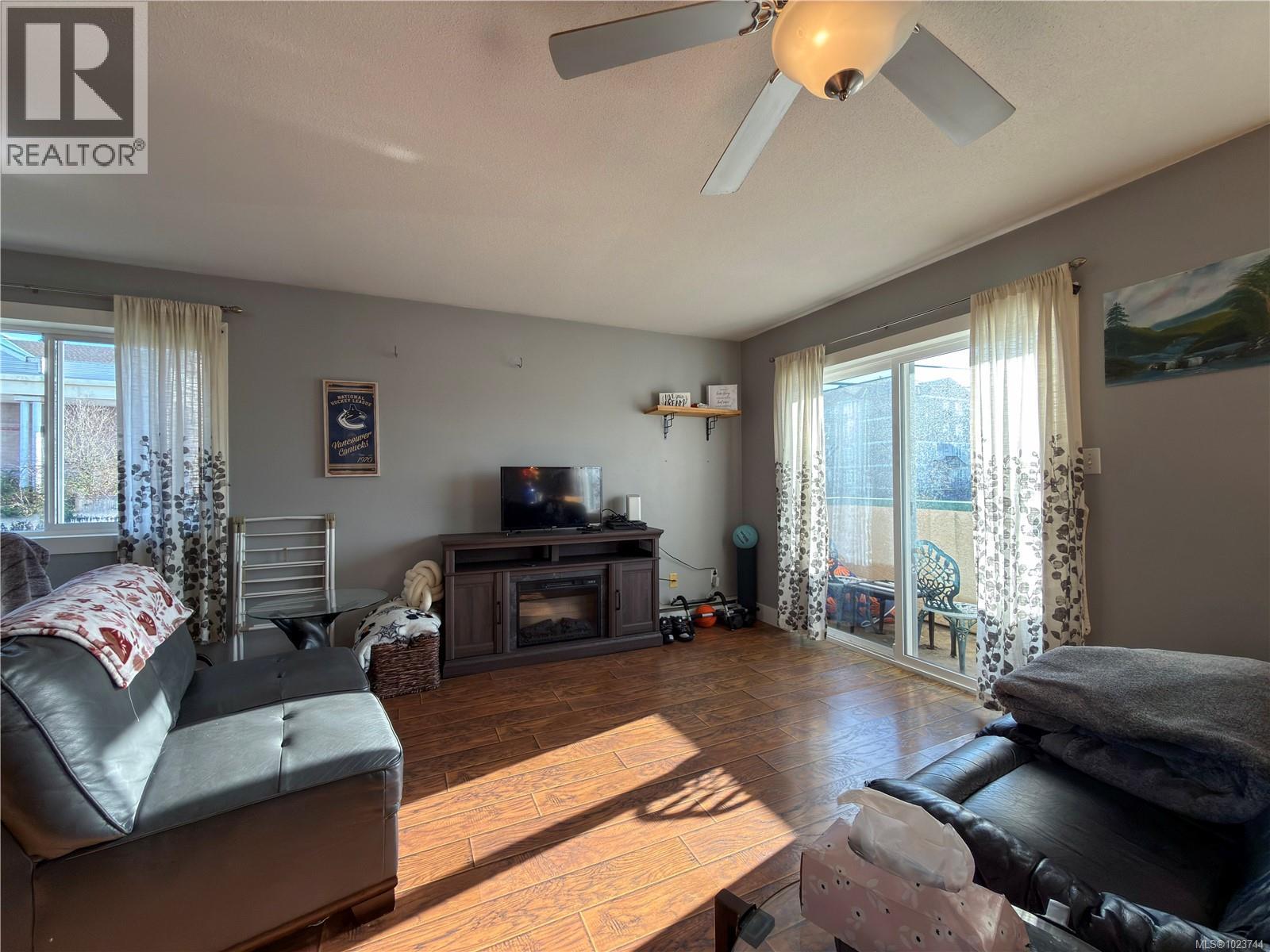 16 522 Dogwood St S, Campbell River