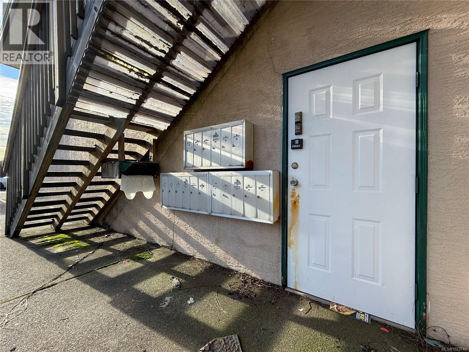 16 522 Dogwood St S, Campbell River