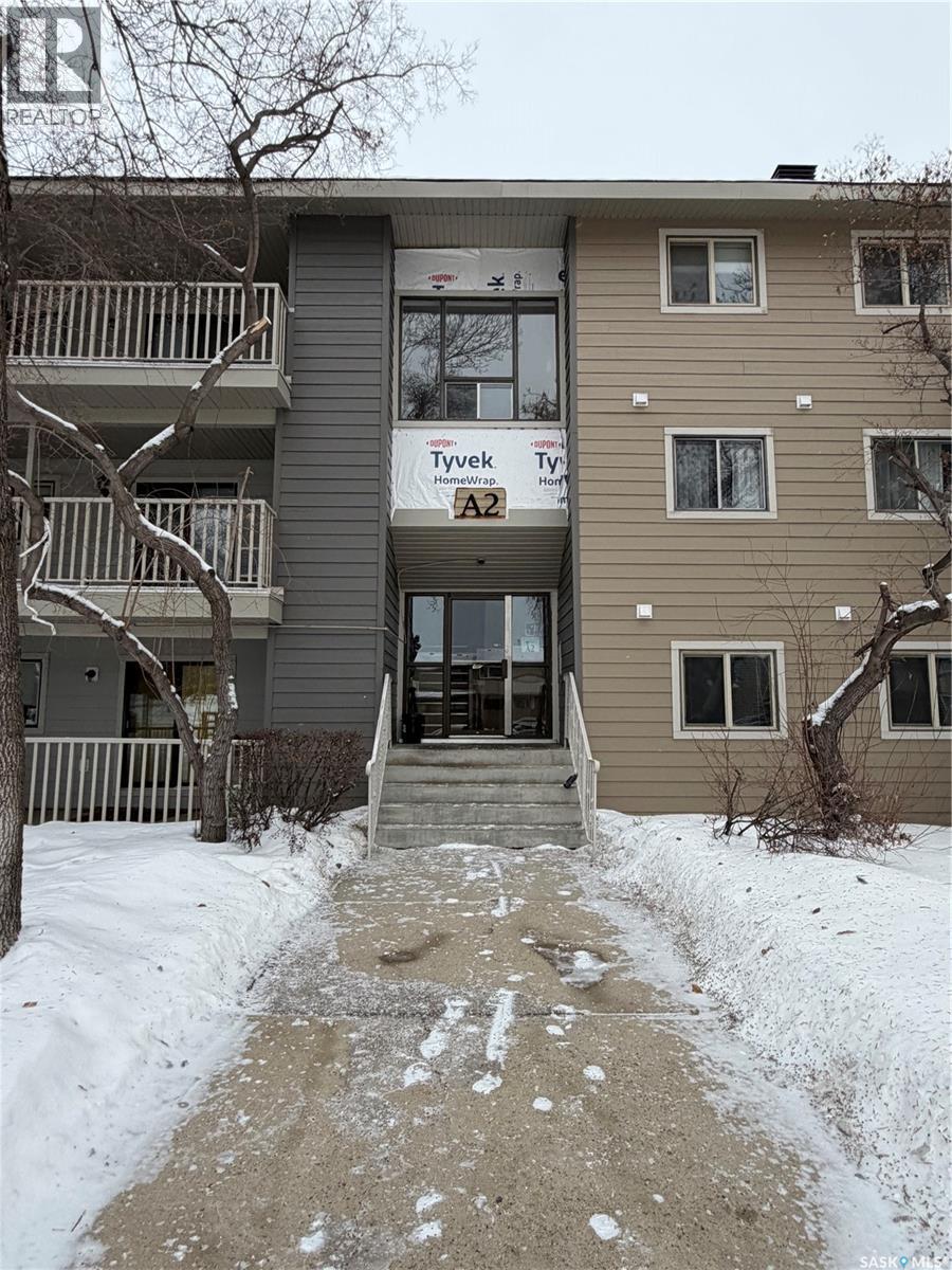 Single Family House Low rise for Sale in A  McKercher DRIVE Saskatoon 