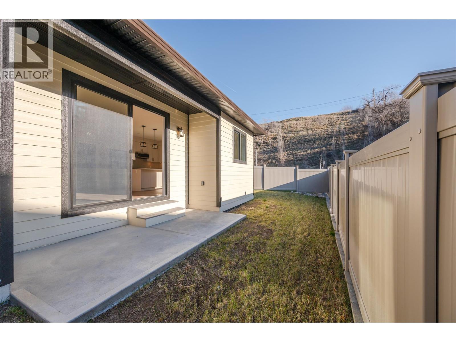 255 Bentgrass Avenue, Oliver