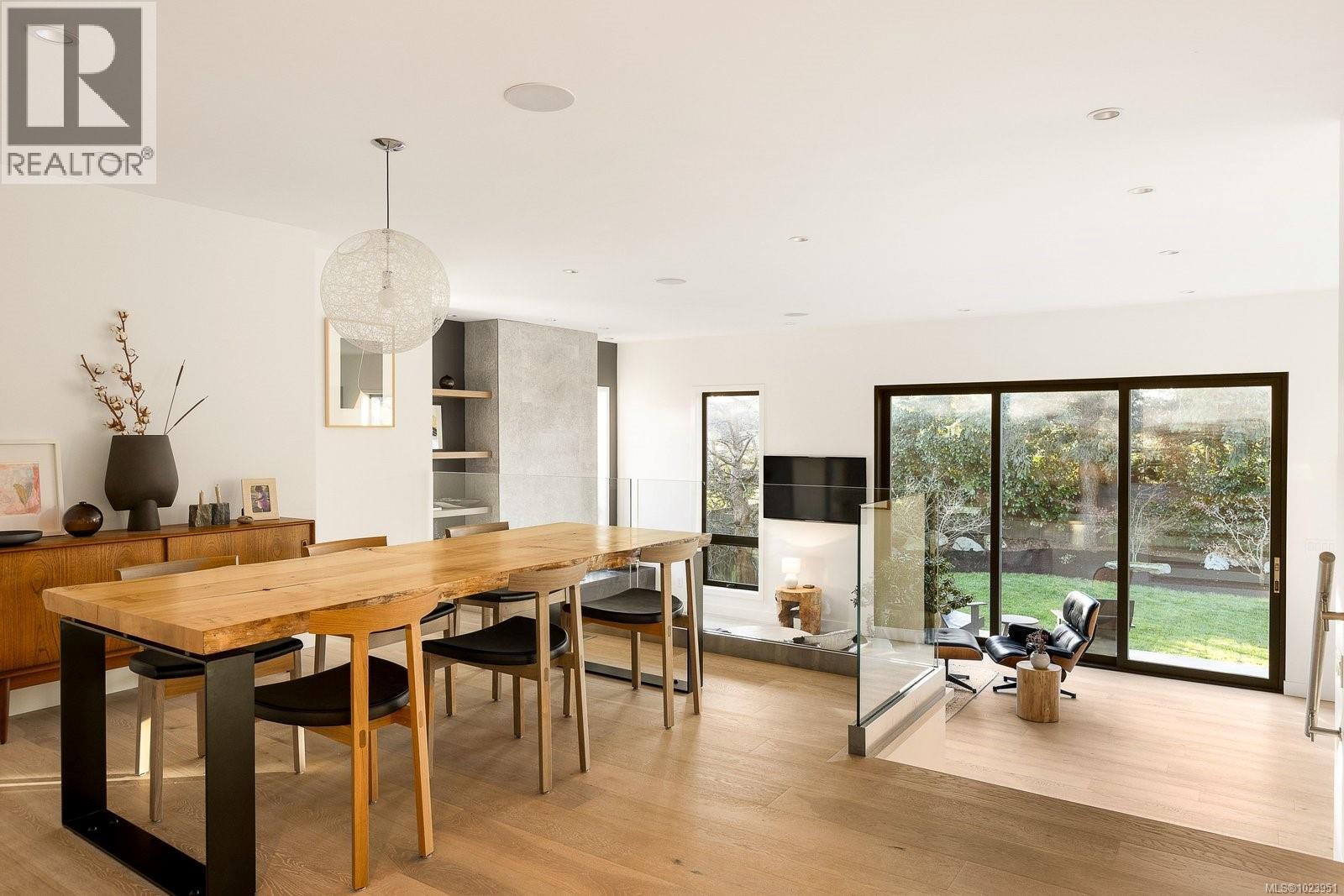 2151 Allenby St, Oak Bay