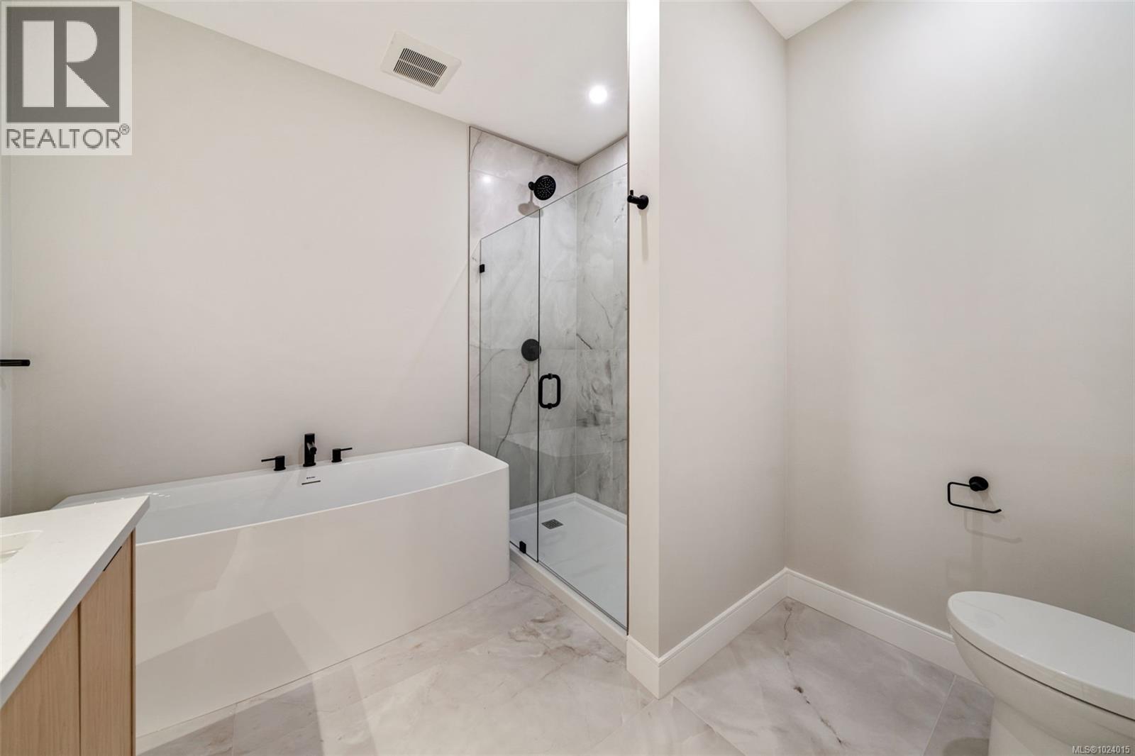 601 1810 Selenite Place, Langford