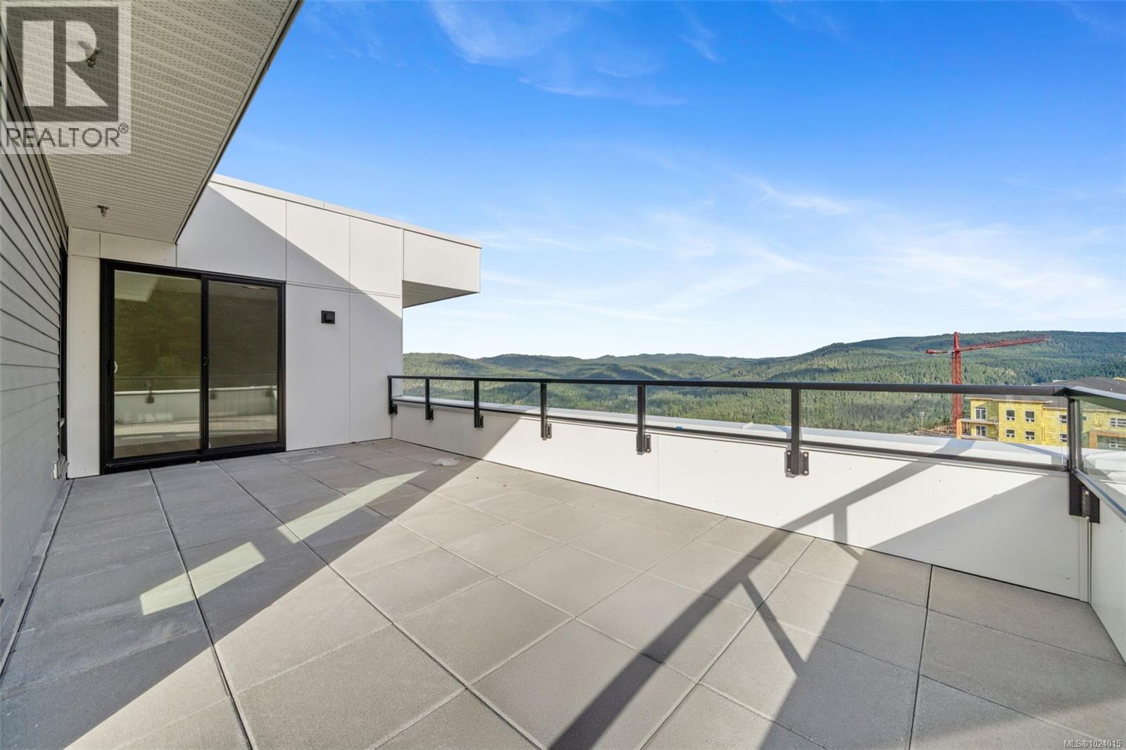 601 1810 Selenite Place, Langford