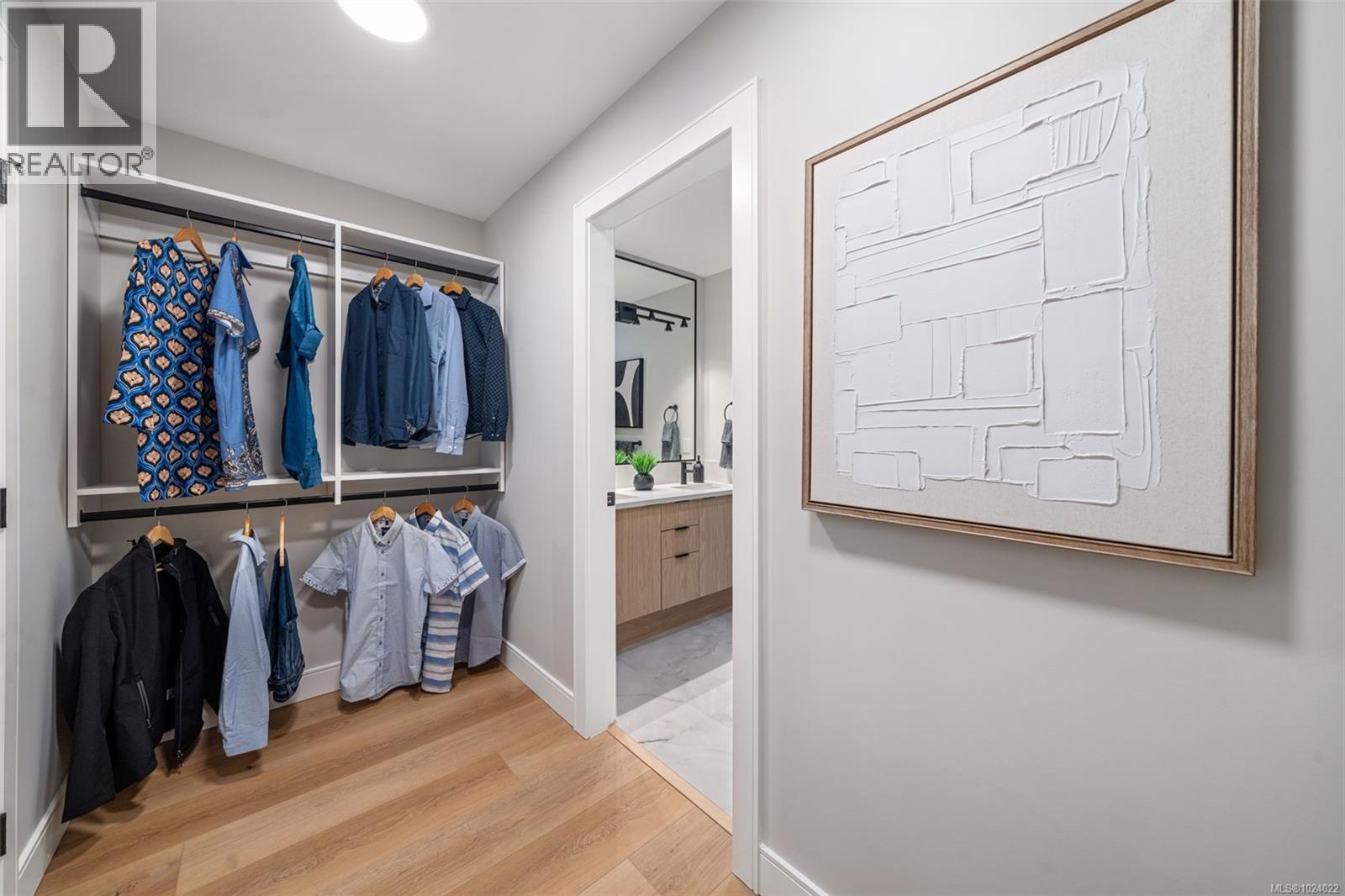 205 1810 Selenite Pl, Langford