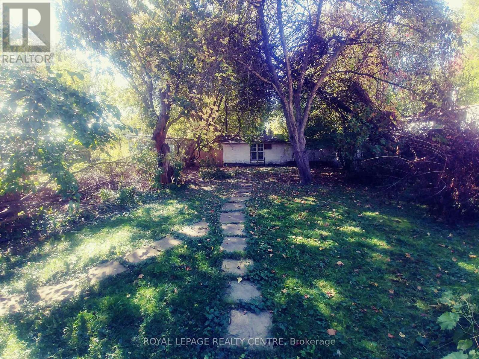 1534 CAWTHRA ROAD - 32