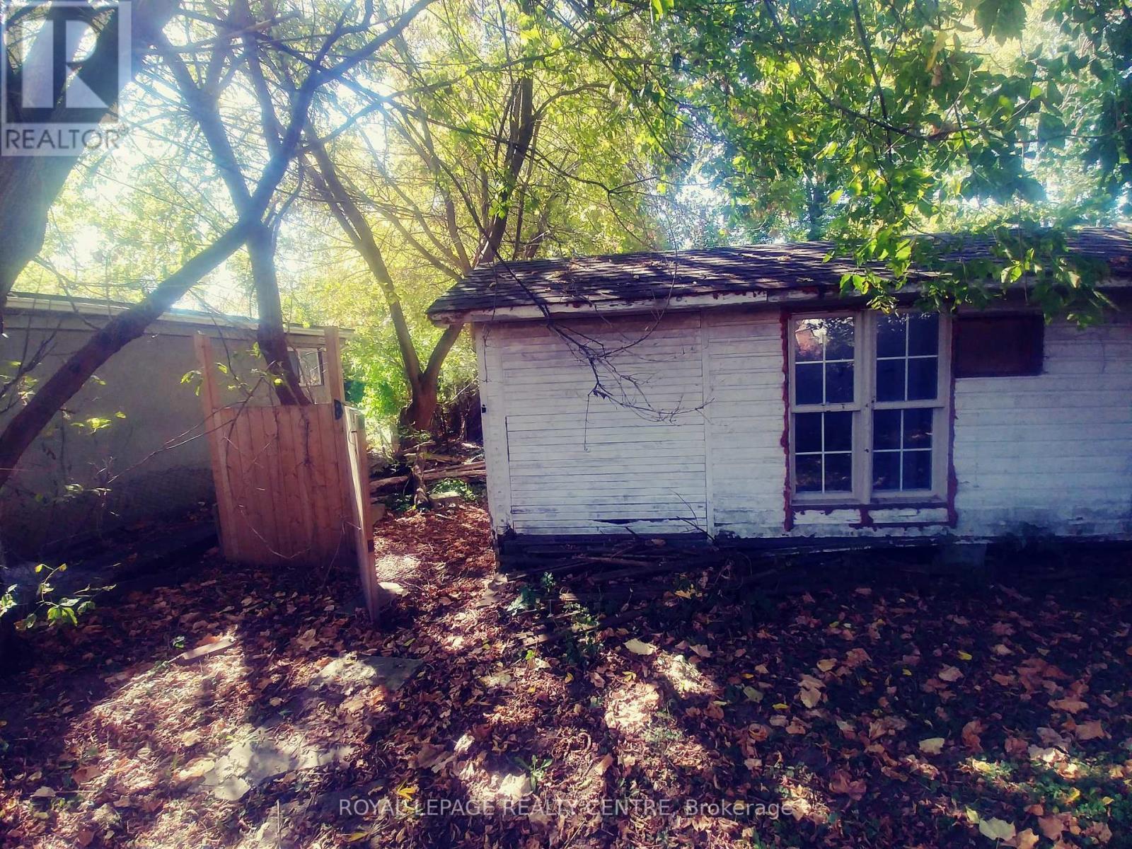 1534 CAWTHRA ROAD - 34