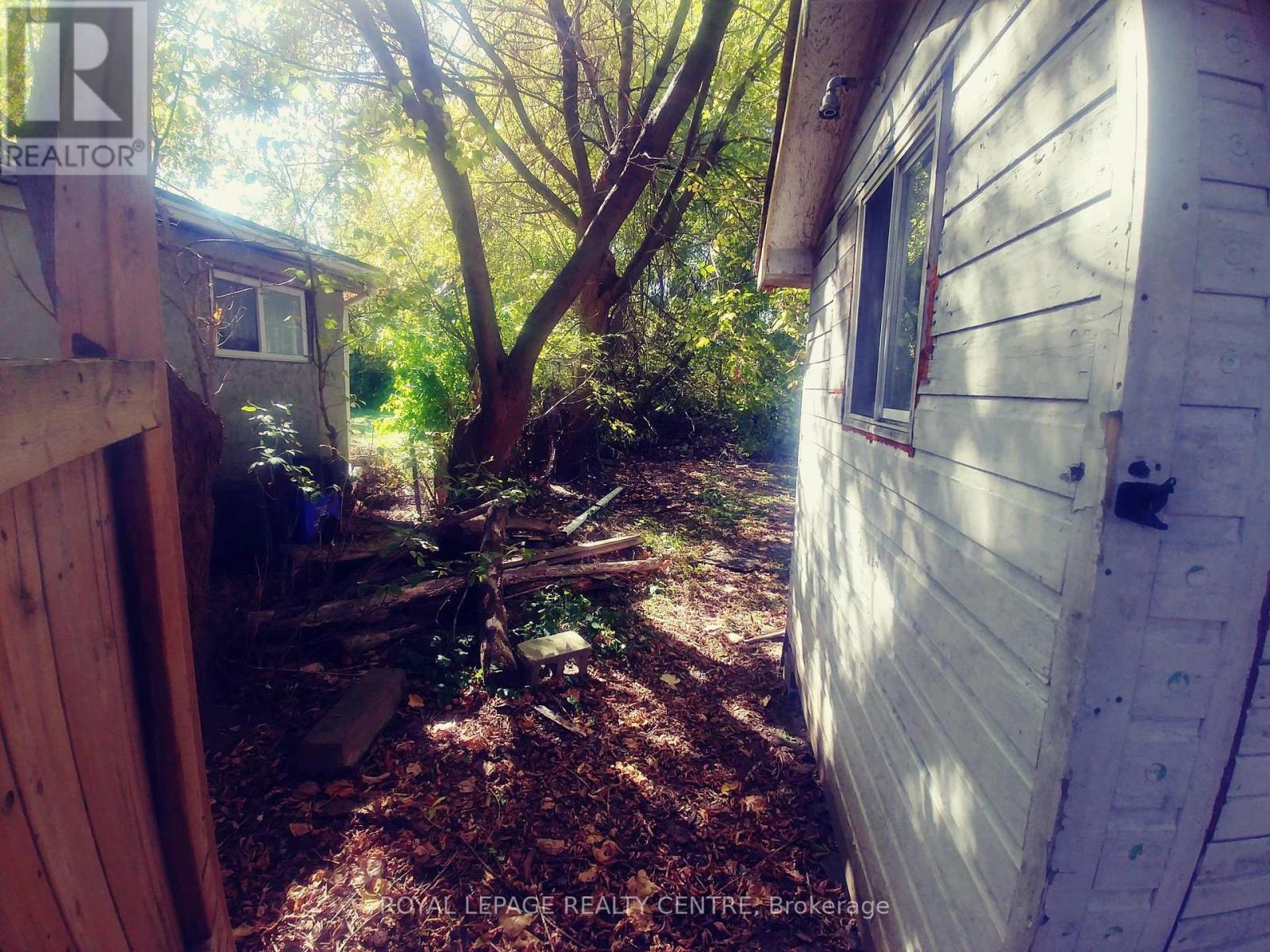 1534 CAWTHRA ROAD - 35