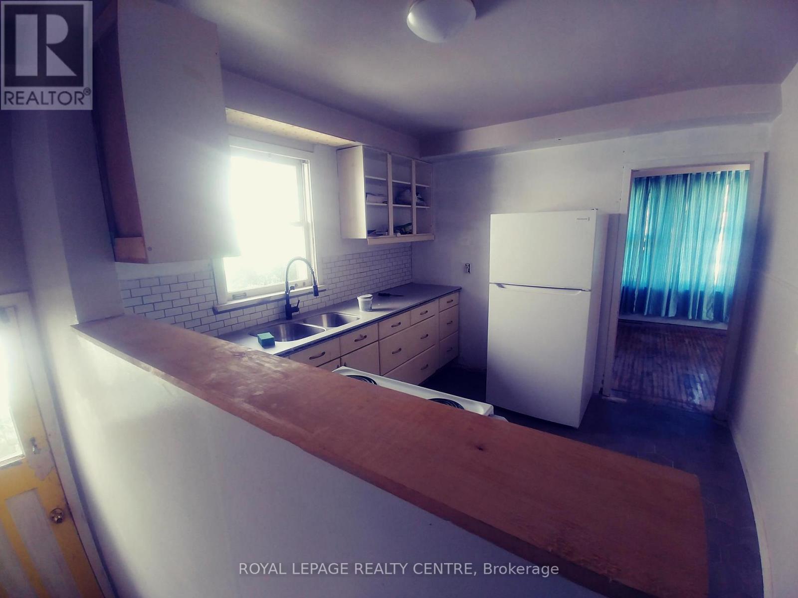 1534 CAWTHRA ROAD - 7
