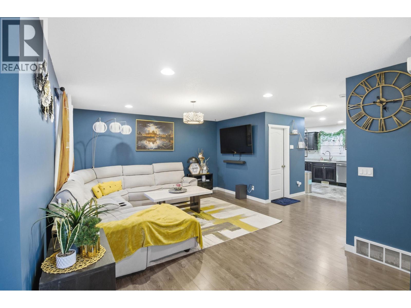 7617 89 AVENUE, Fort St. John