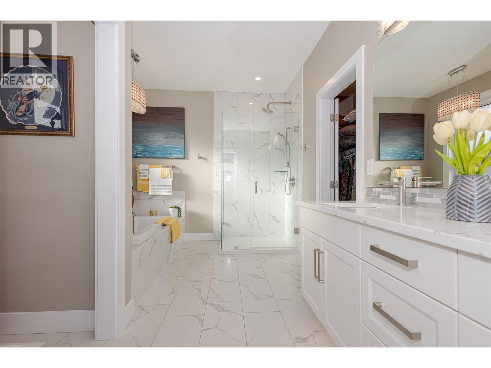  1077 Loseth Drive, Kelowna