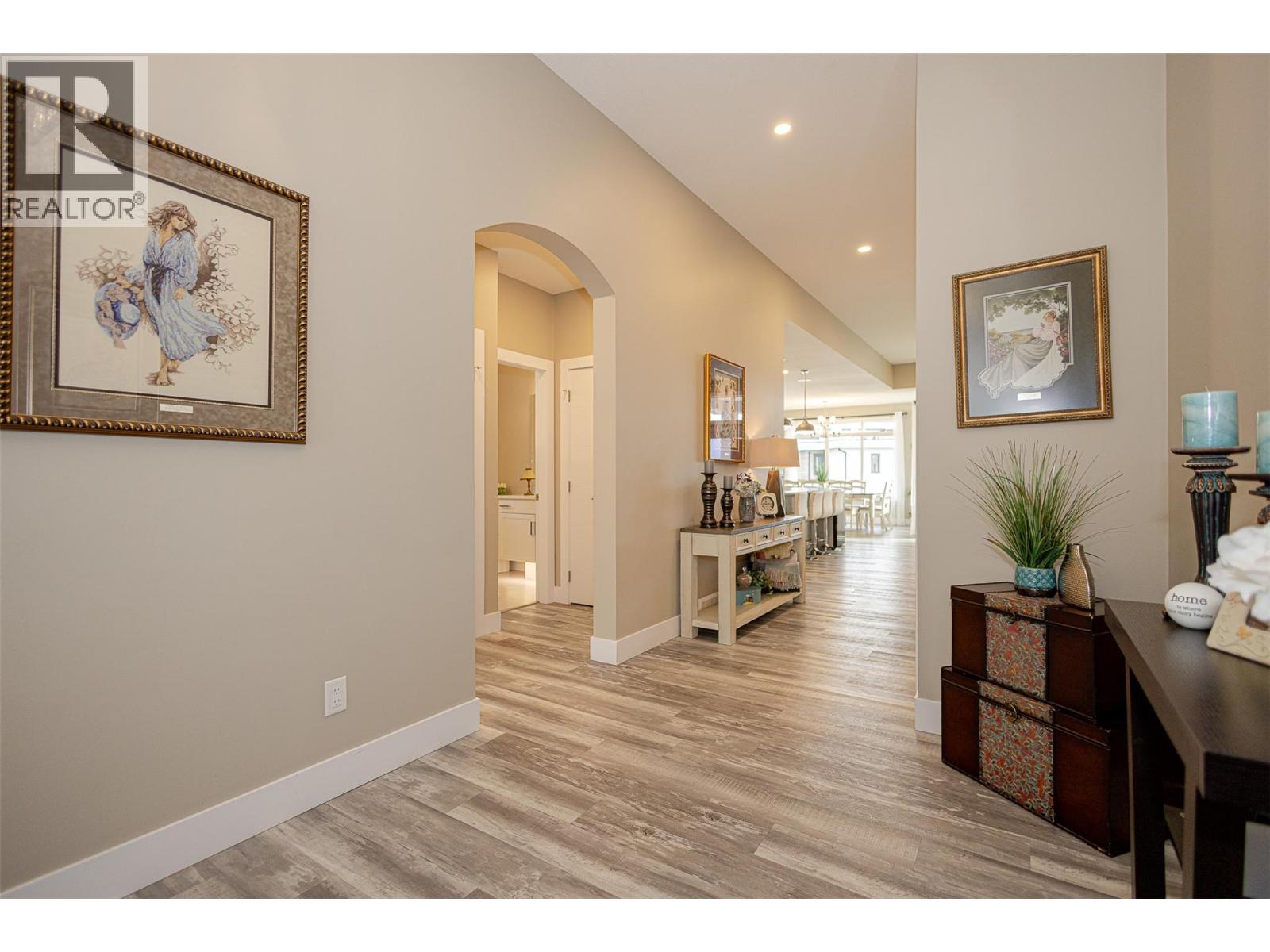 1077 Loseth Drive - 20