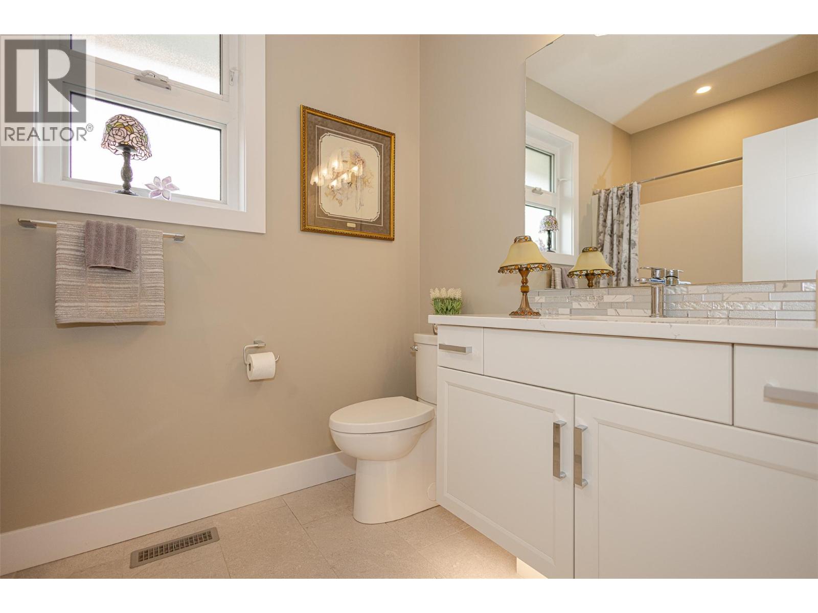 1077 Loseth Drive - 63
