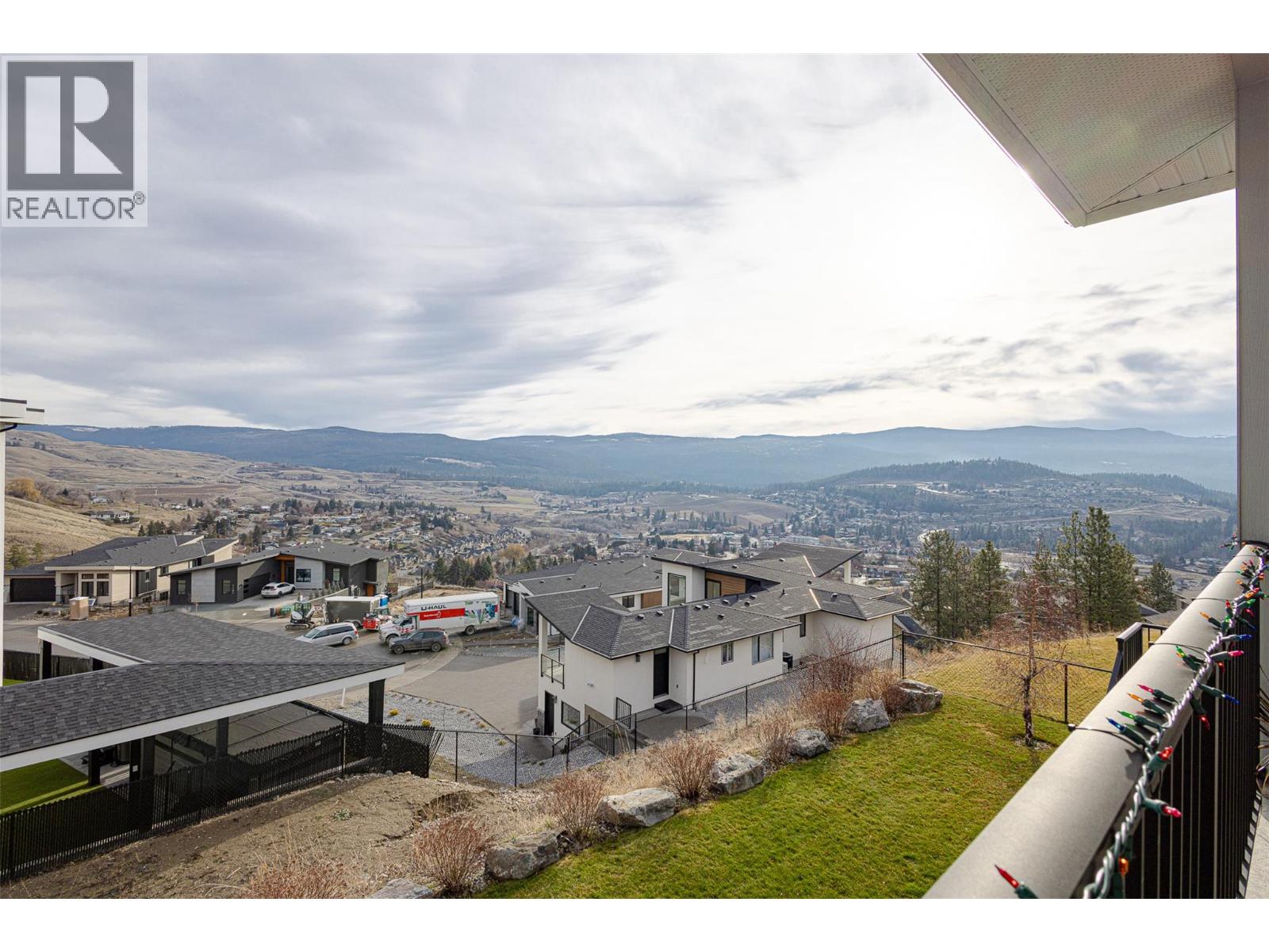1077 Loseth Drive - 73