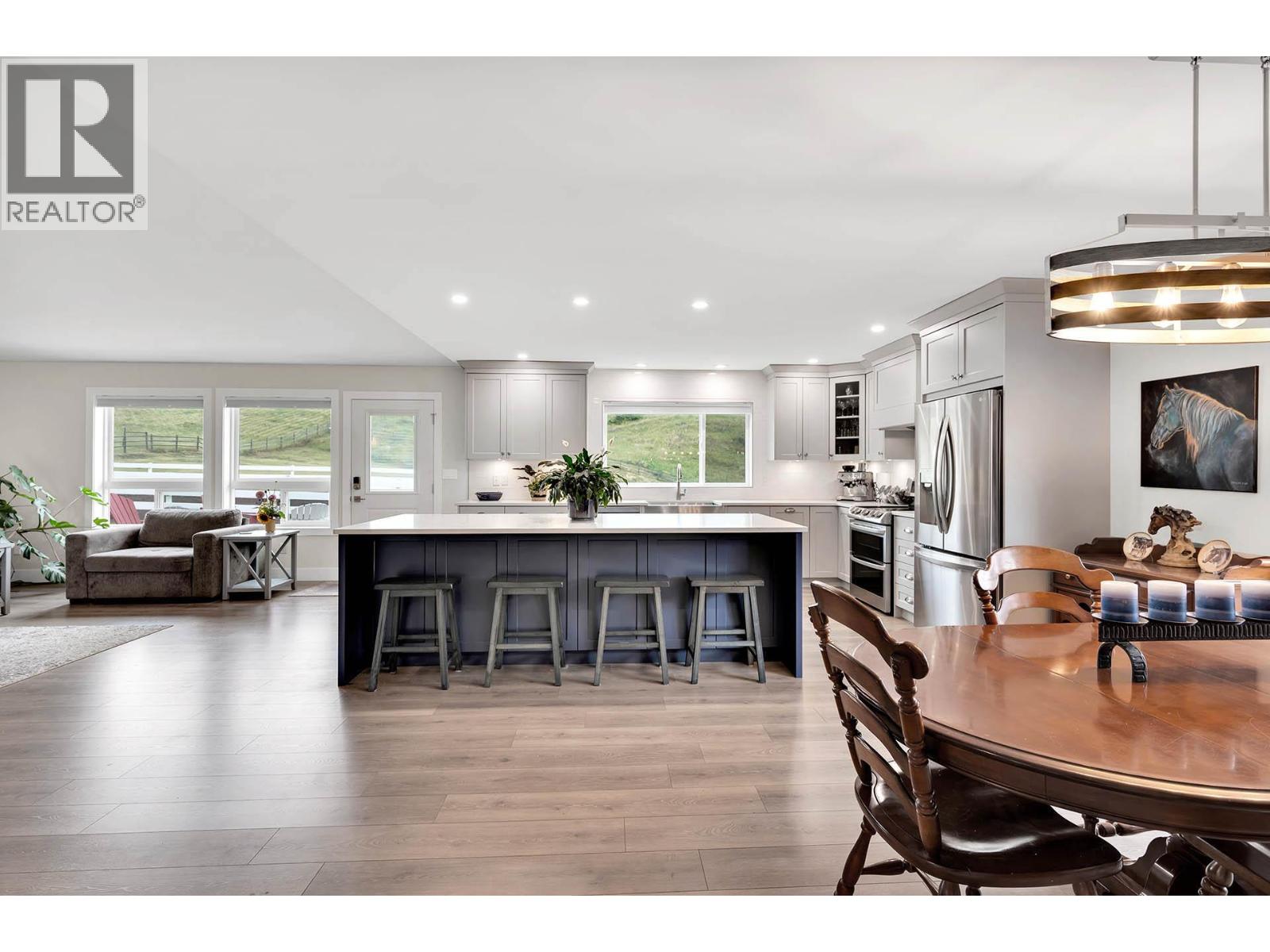 2740 Simms Place, Kamloops