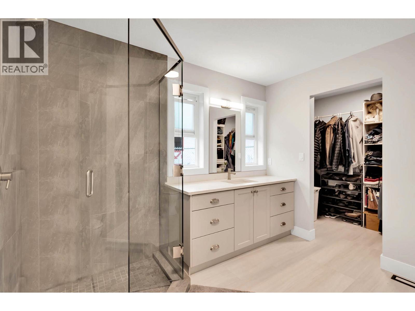 2740 Simms Place, Kamloops