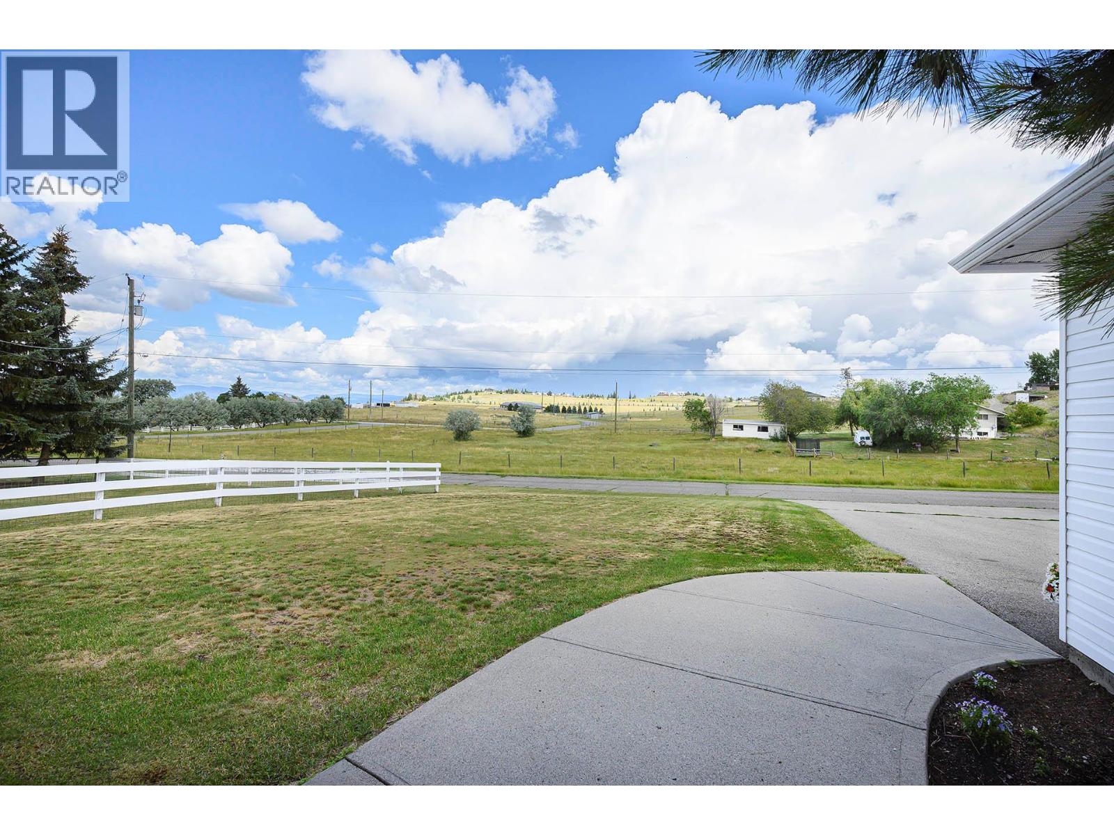 2740 Simms Place, Kamloops