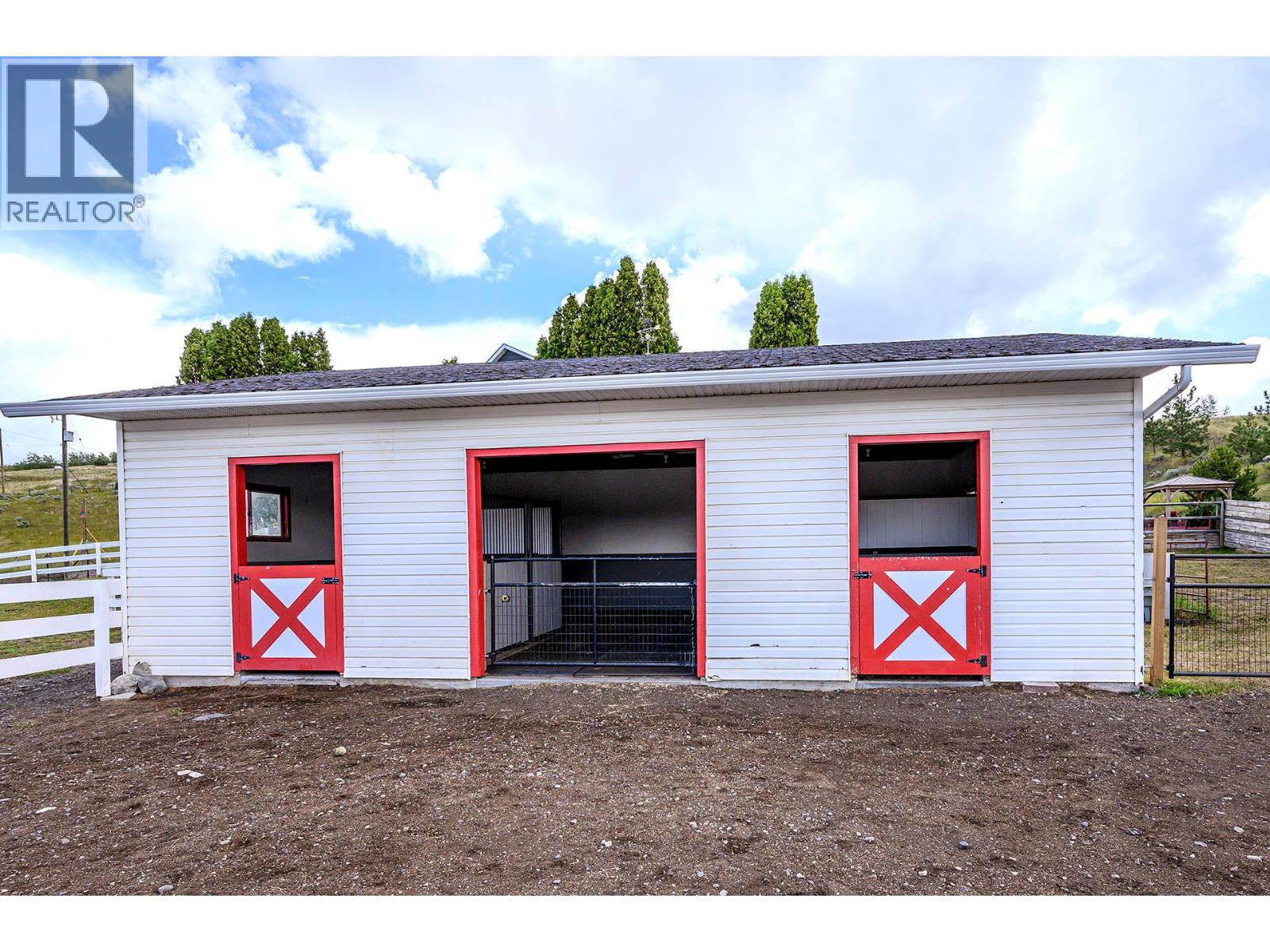 2740 Simms Place, Kamloops