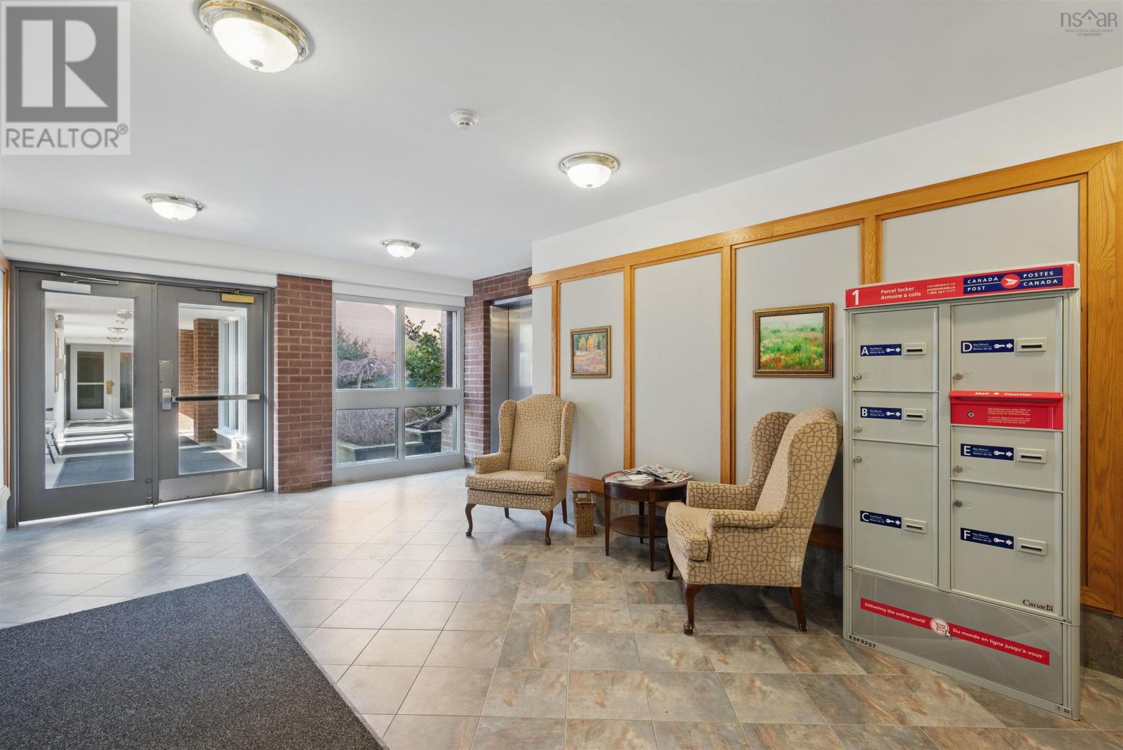 Property 46 of 48 of 112 1350 Oxford Street