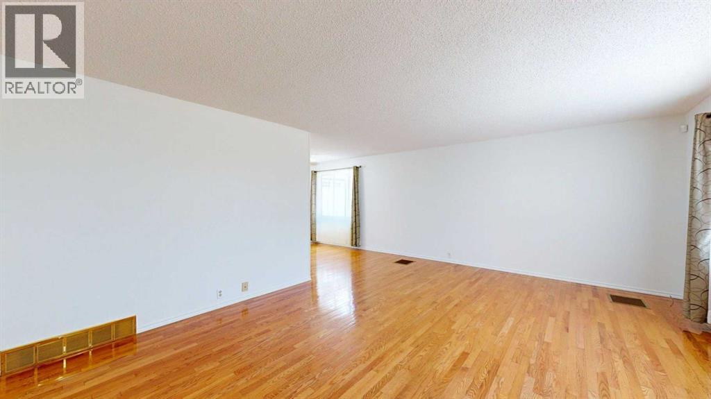 121 Beale Crescent, Fort McMurray