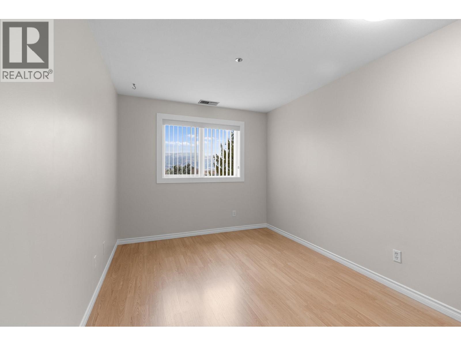 328 1045 Sutherland Avenue, Kelowna