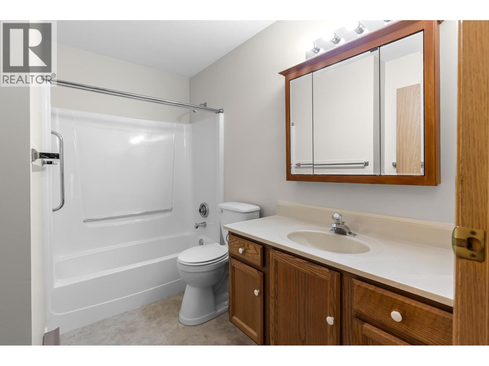 328 1045 Sutherland Avenue, Kelowna