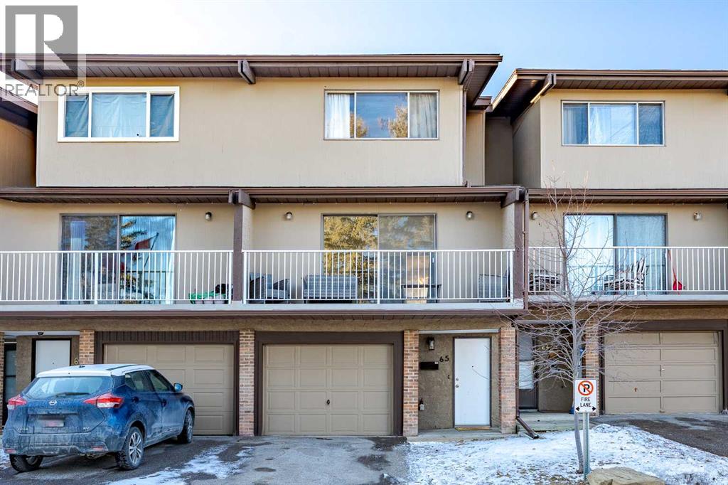Single Family House for Sale in    Avenue NW Huntington Hills Calgary 