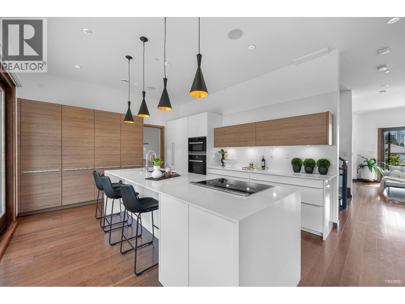 2227 HAYWOOD AVENUE, West Vancouver