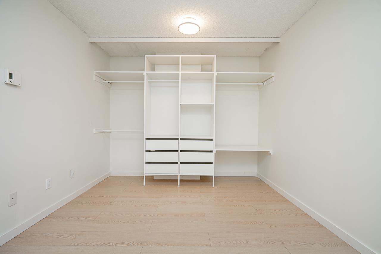 10570 HOLLY PARK LANE, Surrey