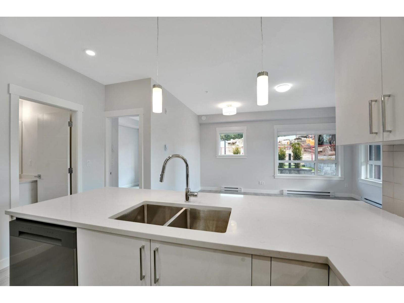 117 33886 PINE STREET, Abbotsford