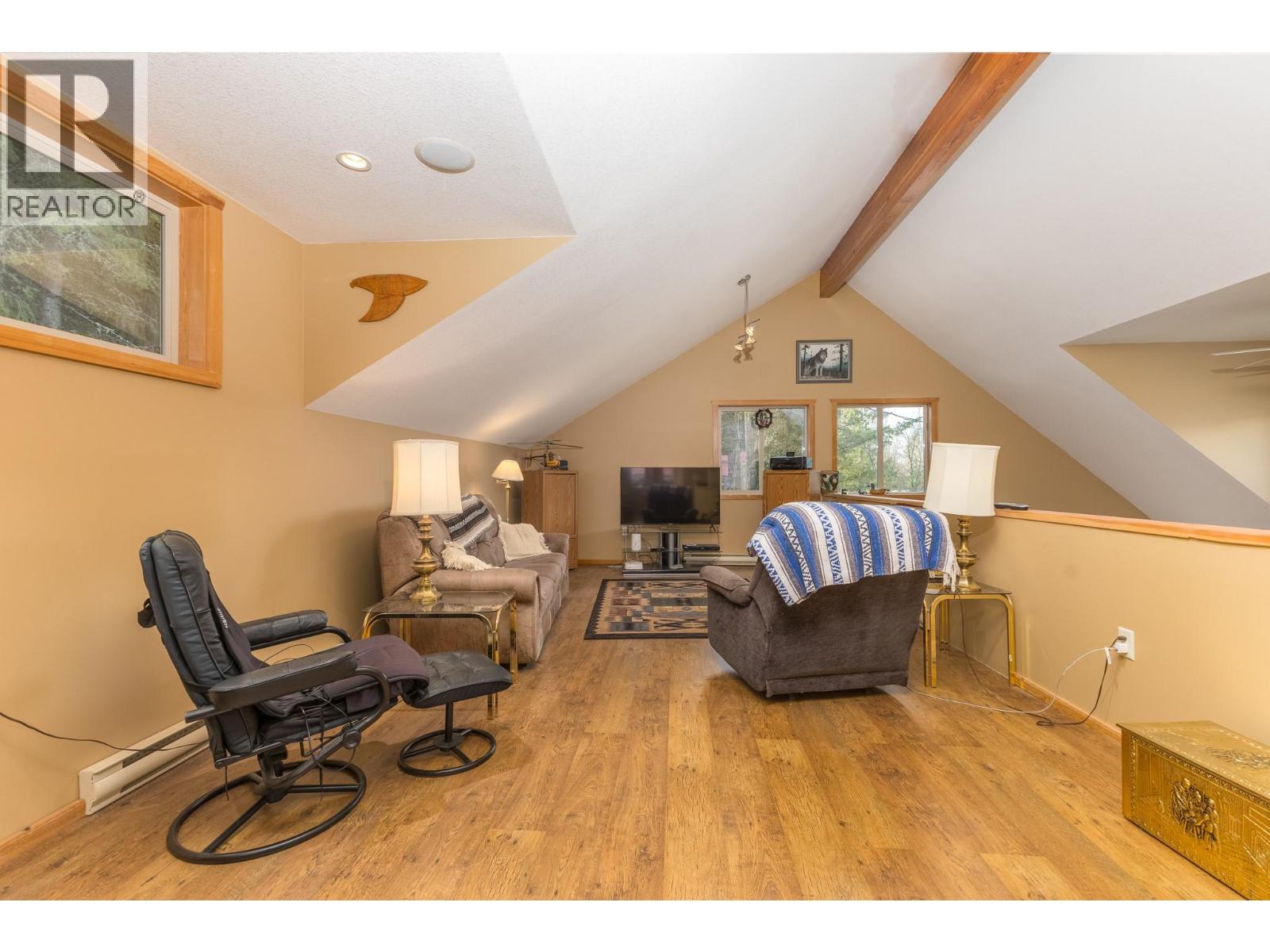  3572 Eagle Bay Road, Eagle Bay