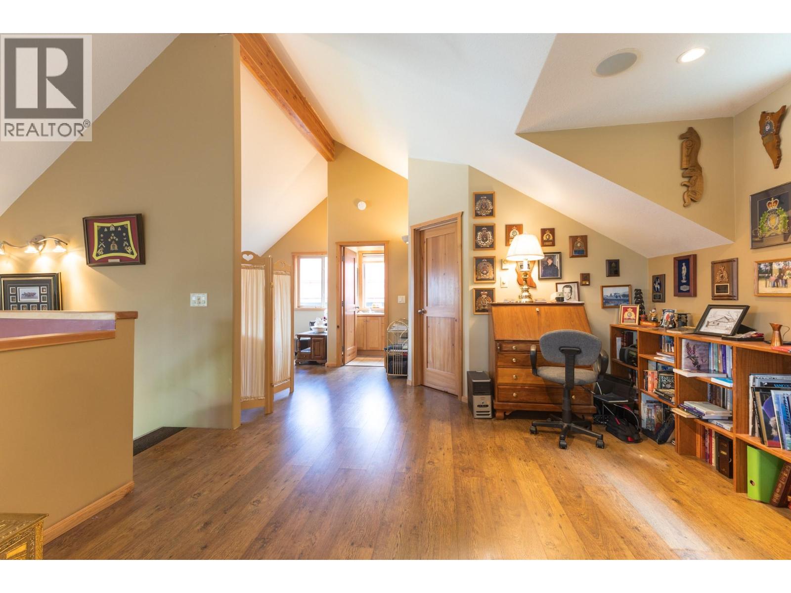  3572 Eagle Bay Road, Eagle Bay