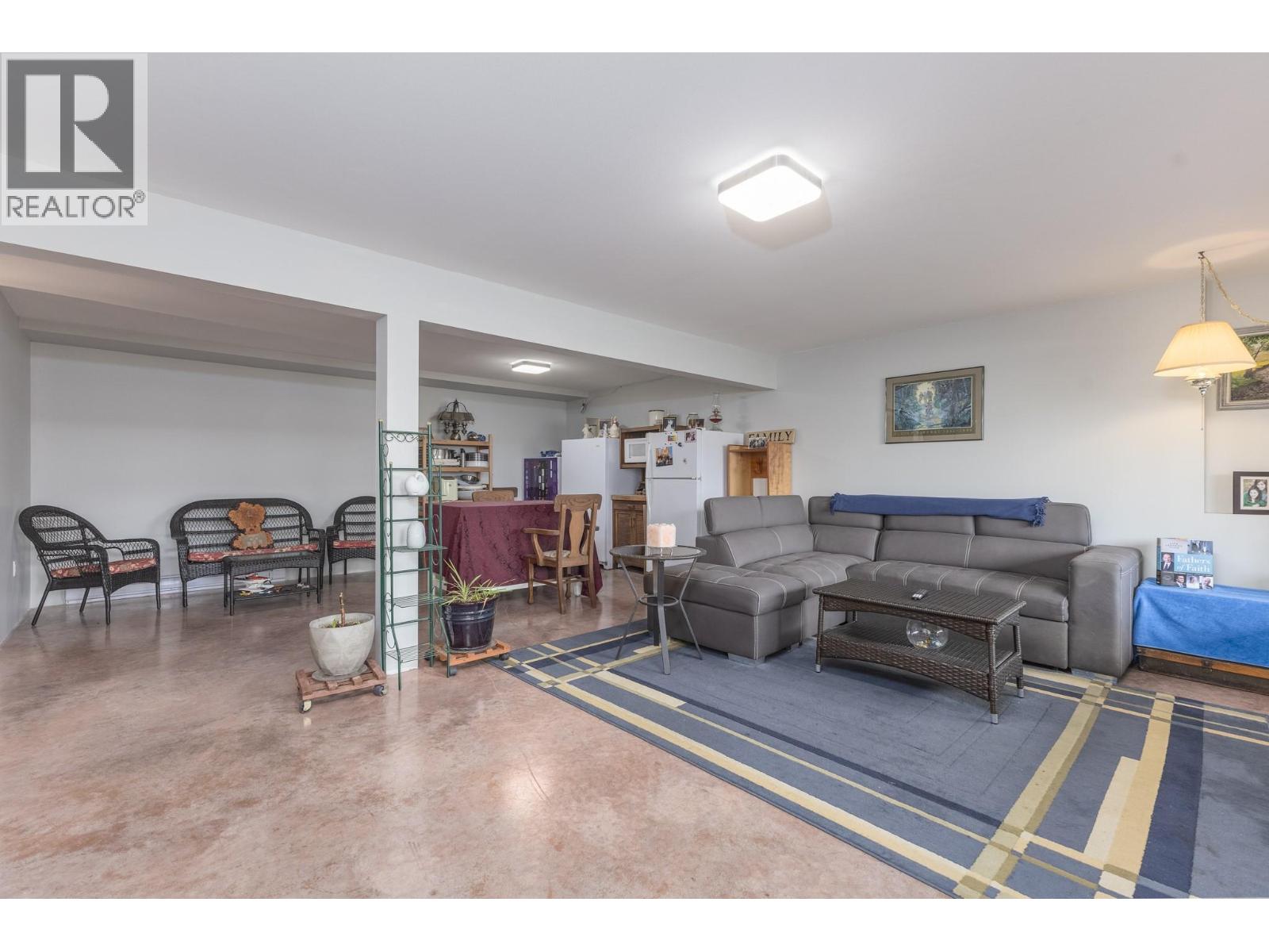  3572 Eagle Bay Road, Eagle Bay