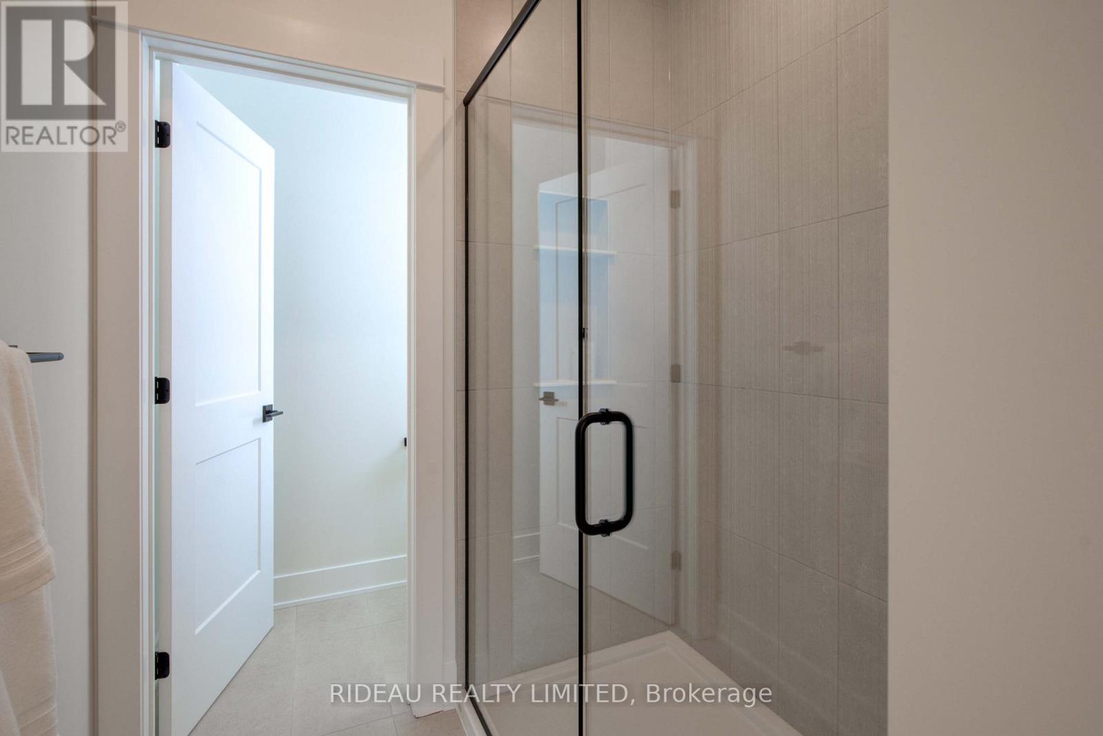 82 CABIN HOUSE ROAD - 34
