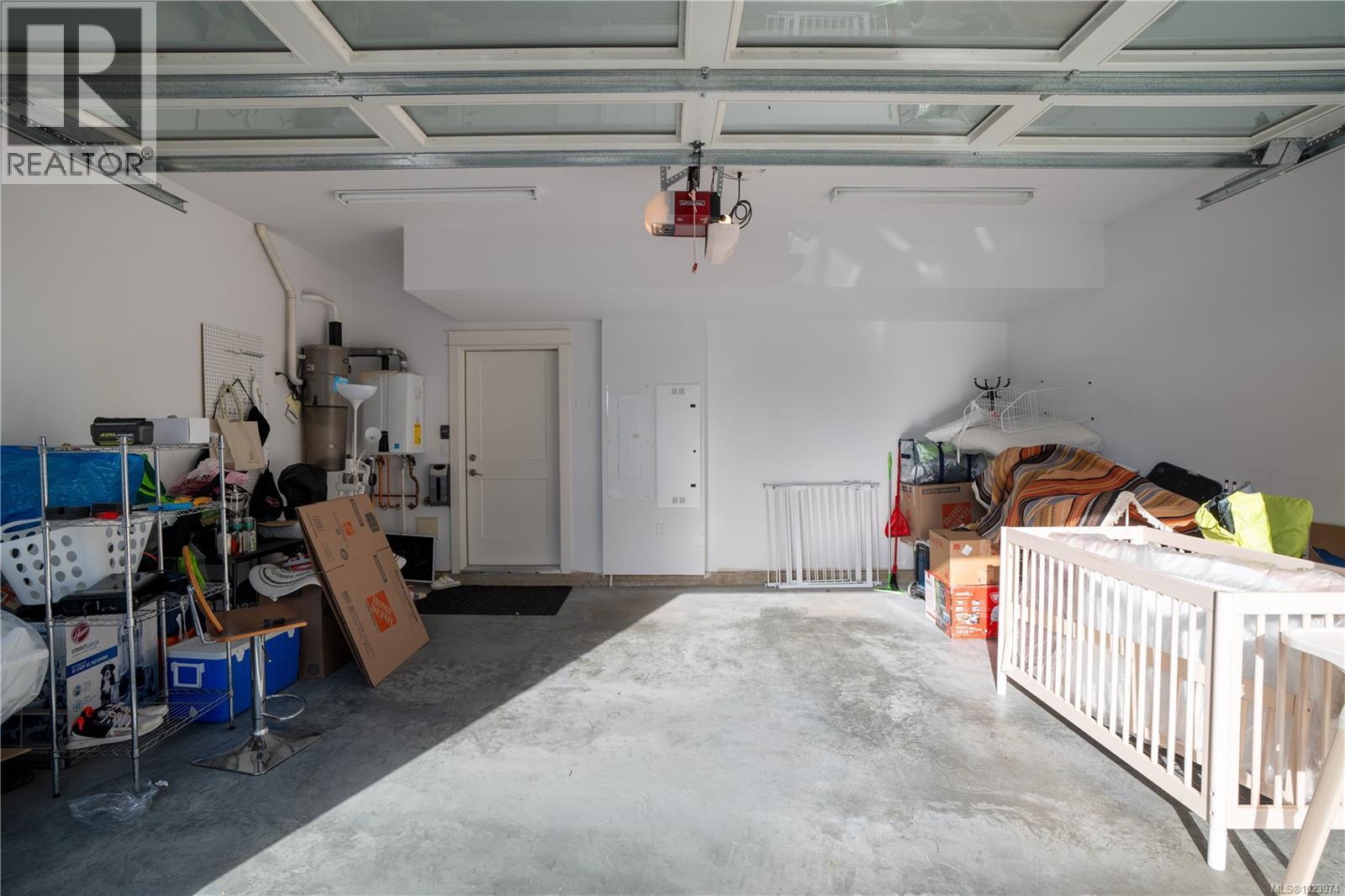 3552 Joy Close, Langford