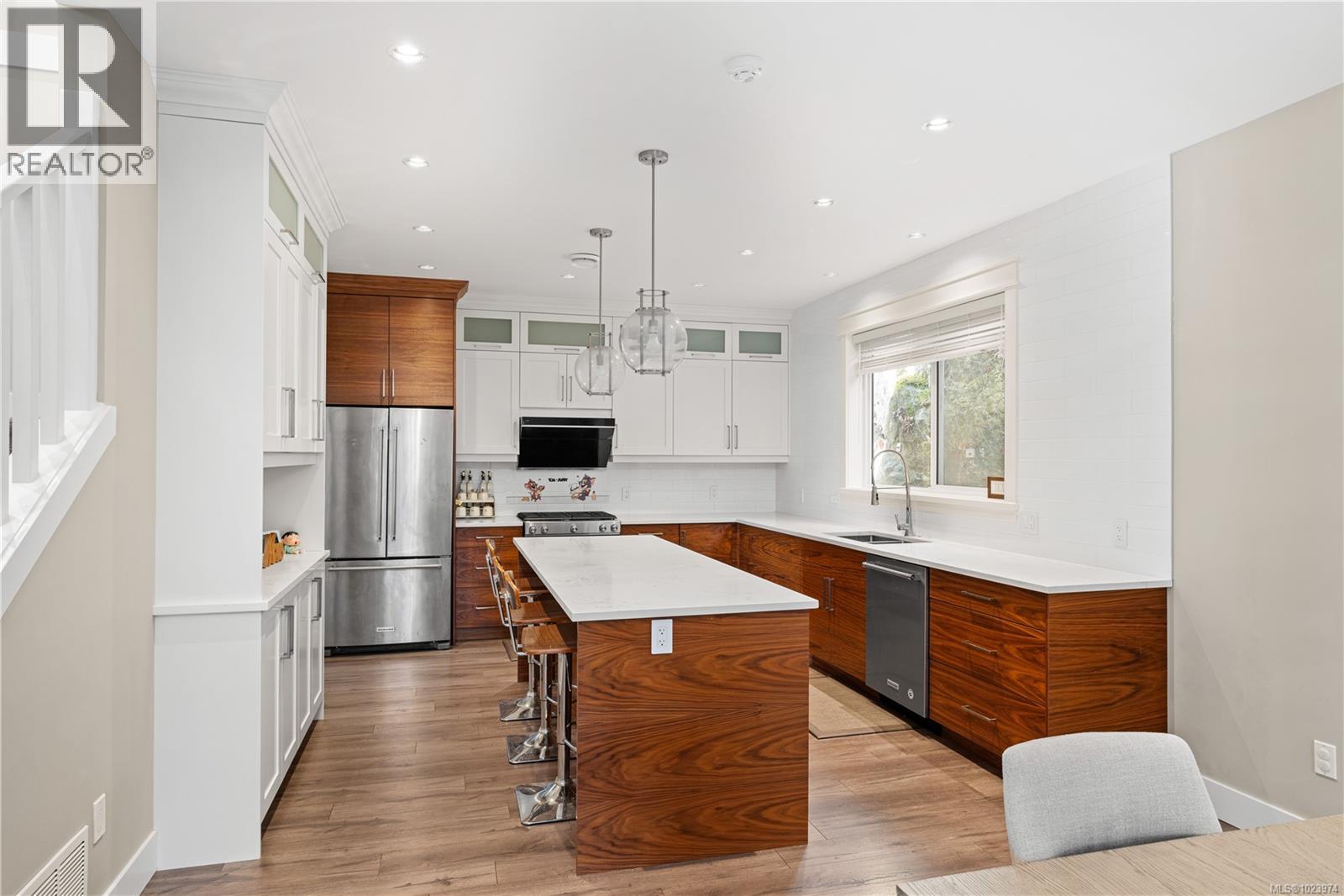 3552 Joy Close, Langford