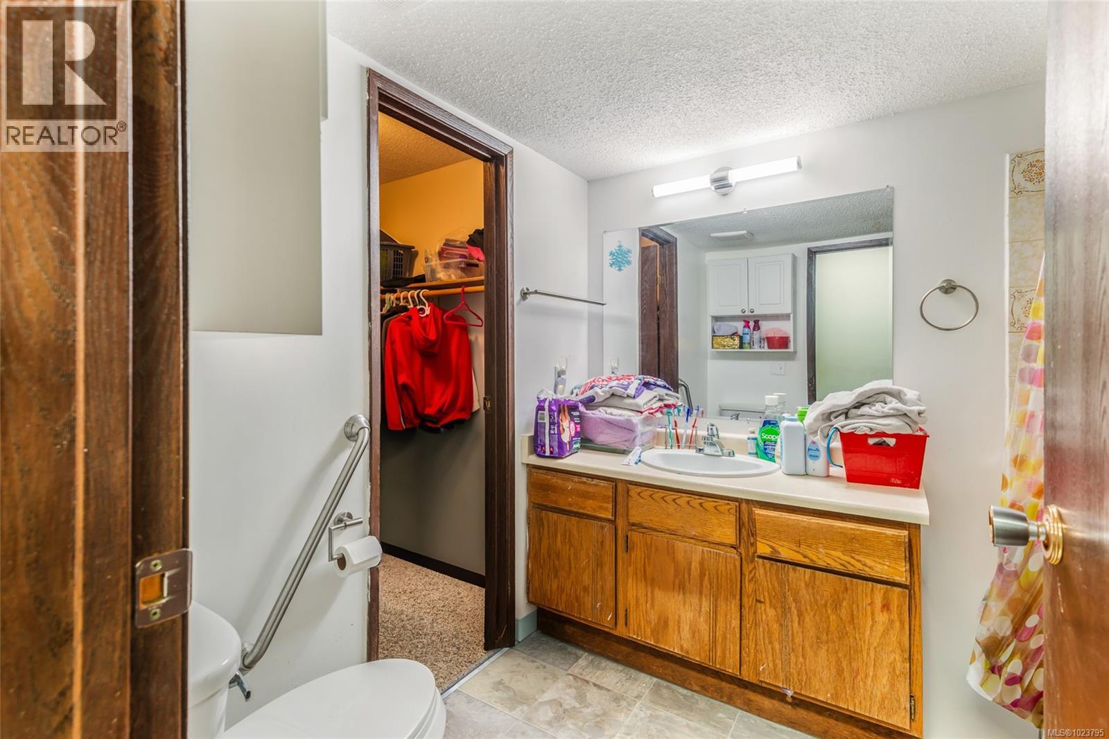 3736 Argyle Way, Port Alberni