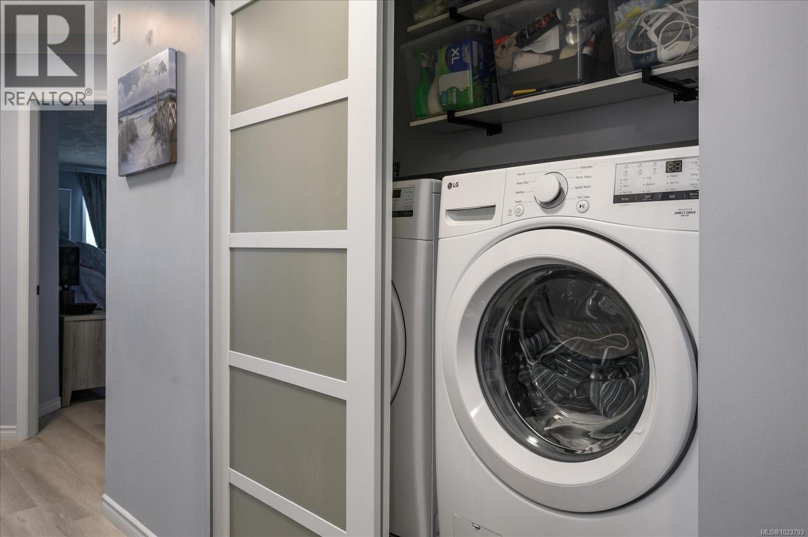 303 220 Island Hwy W, Parksville