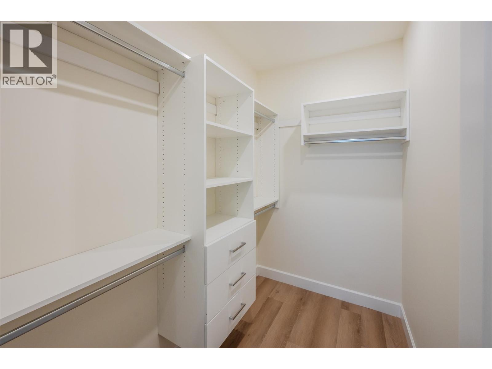 249 Bentgrass Avenue, Oliver