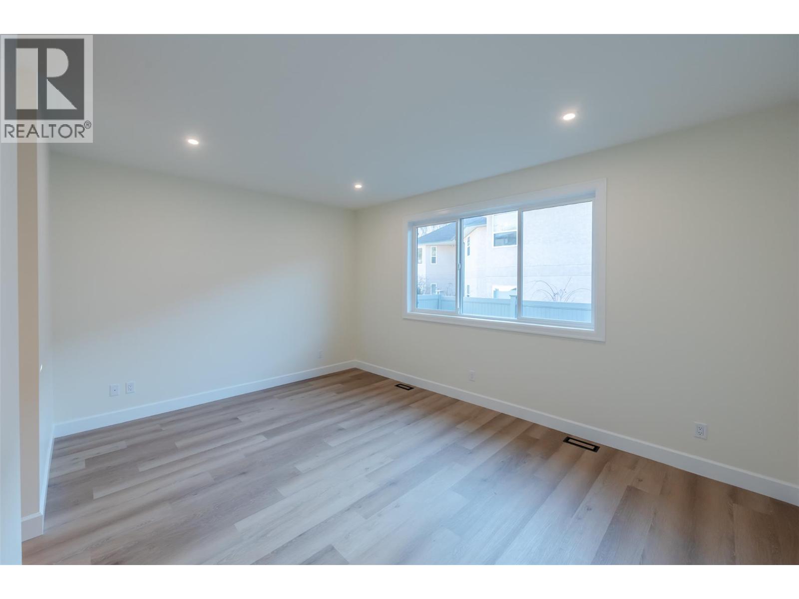 249 Bentgrass Avenue, Oliver